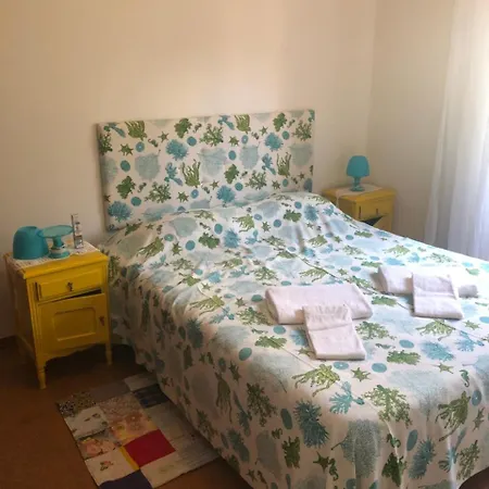 Casas Da Casa Amarela Holiday home *