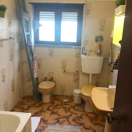 Casas Da Casa Amarela * Mafra